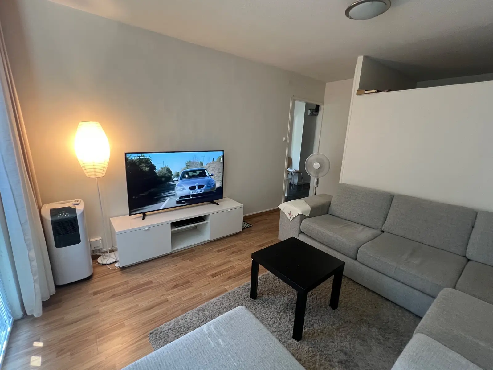 Ringvägen 49F, Köping - bild 1