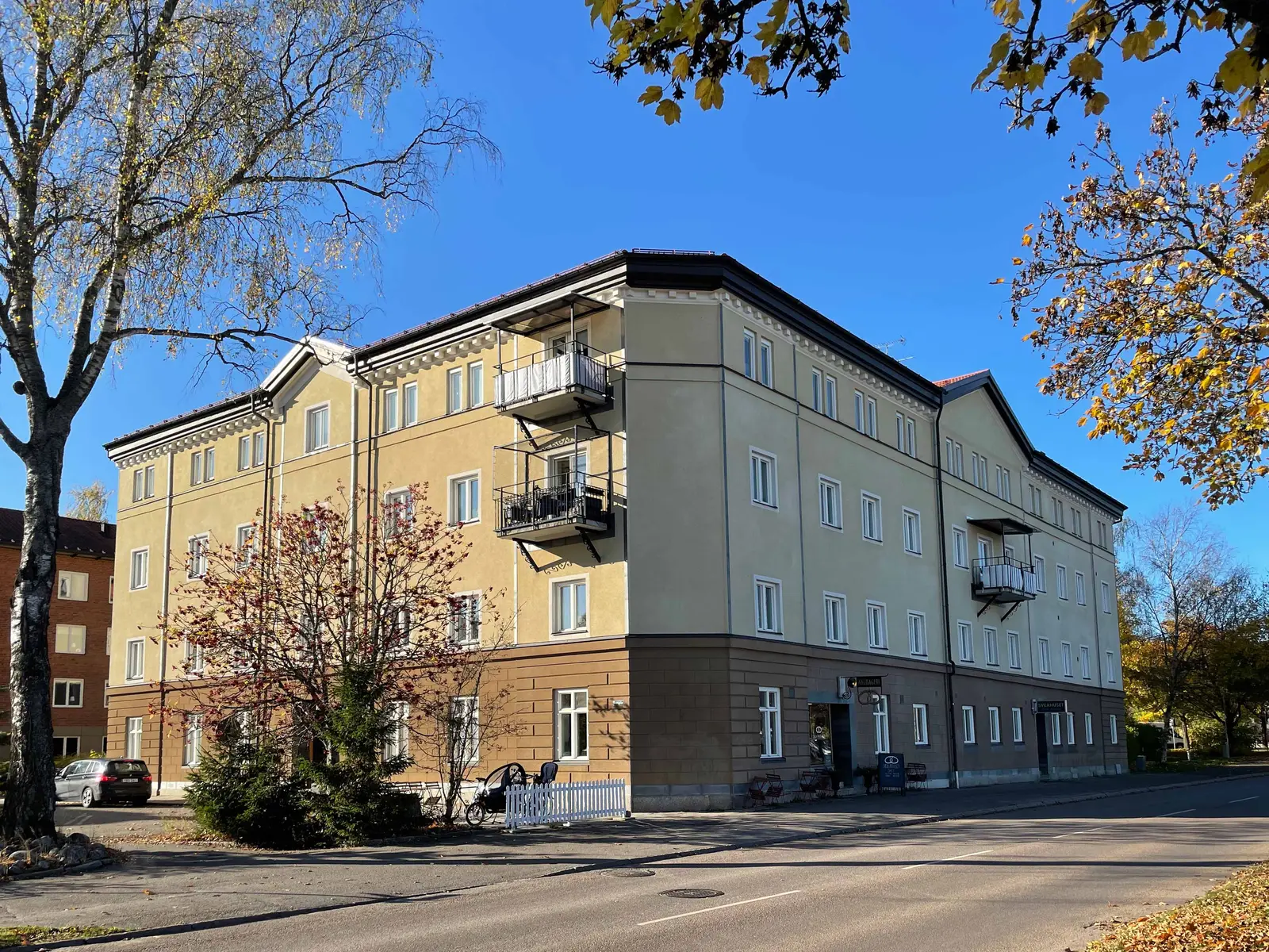 Väsbygatan 19B, Sala - bild 1